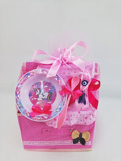 Σετ φαγητού σε πάνινο κουτί